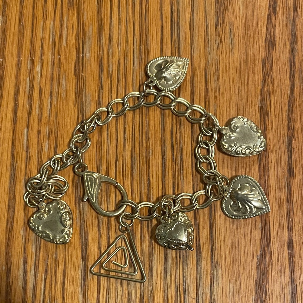 Gold Heart Charm Bracelet